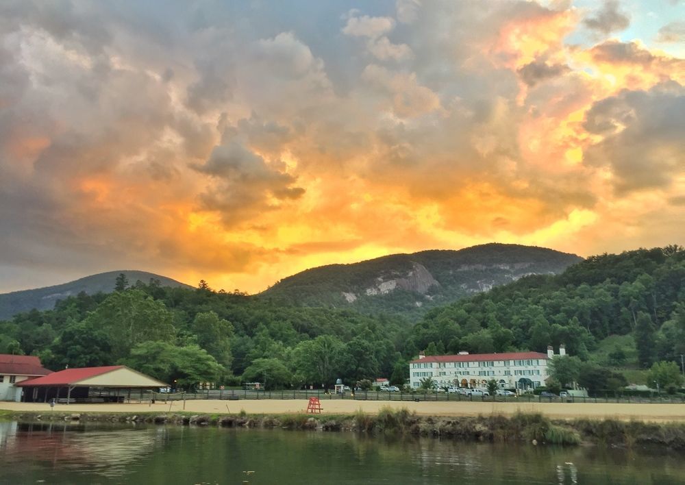The 1927 Lake Lure Inn And Spa Екстериор снимка